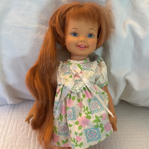 Cinnamon doll by Ideal Chrissy’s little sister very cute hair grows & goes nice - Picture 4 of 14